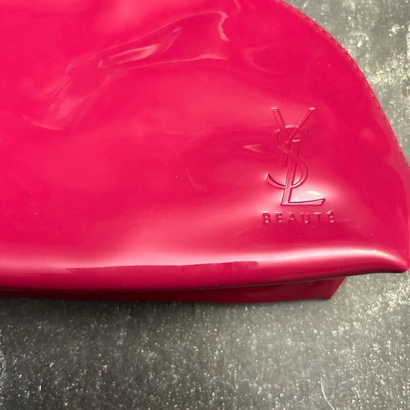 Yves Saint Laurent Bold Pink Make Up Case and make up - Picture 6 of 7